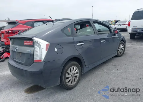 2012 Toyota Prius Plug-In z USA, uszkodzony, nr VIN JTDKN3DP8C3015254